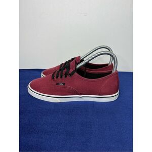 VANS Skate Shoes. Women’s 6 / Men’s 4.5